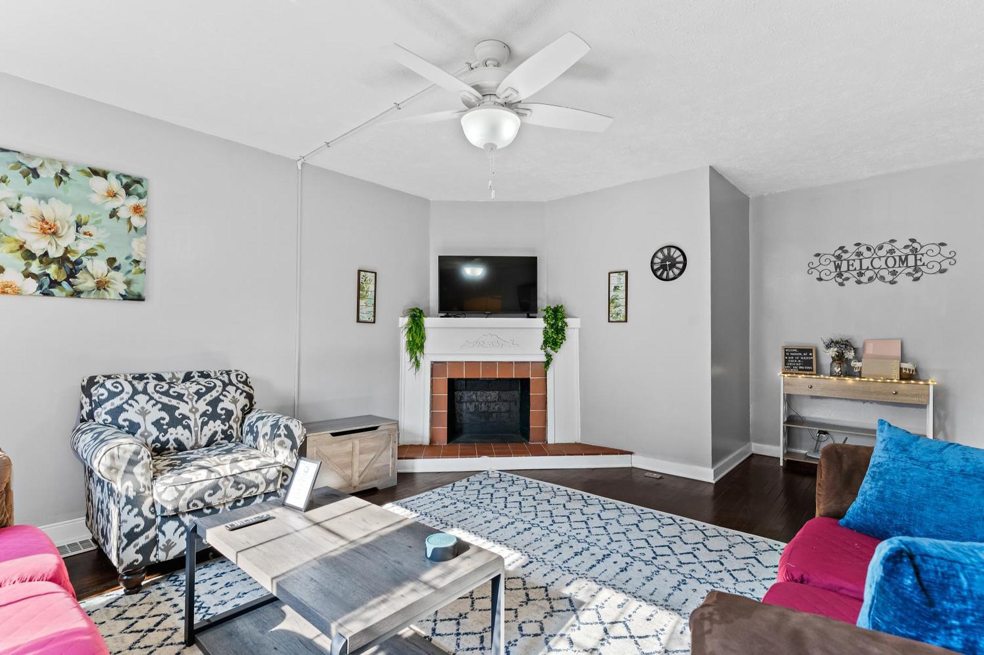 Unique Historic Bnb Madison Bagian luar foto