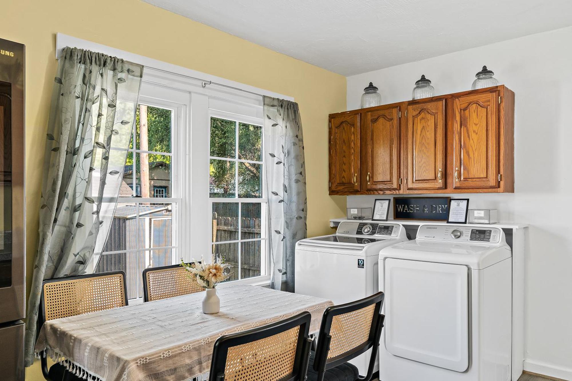 Unique Historic Bnb Madison Bagian luar foto