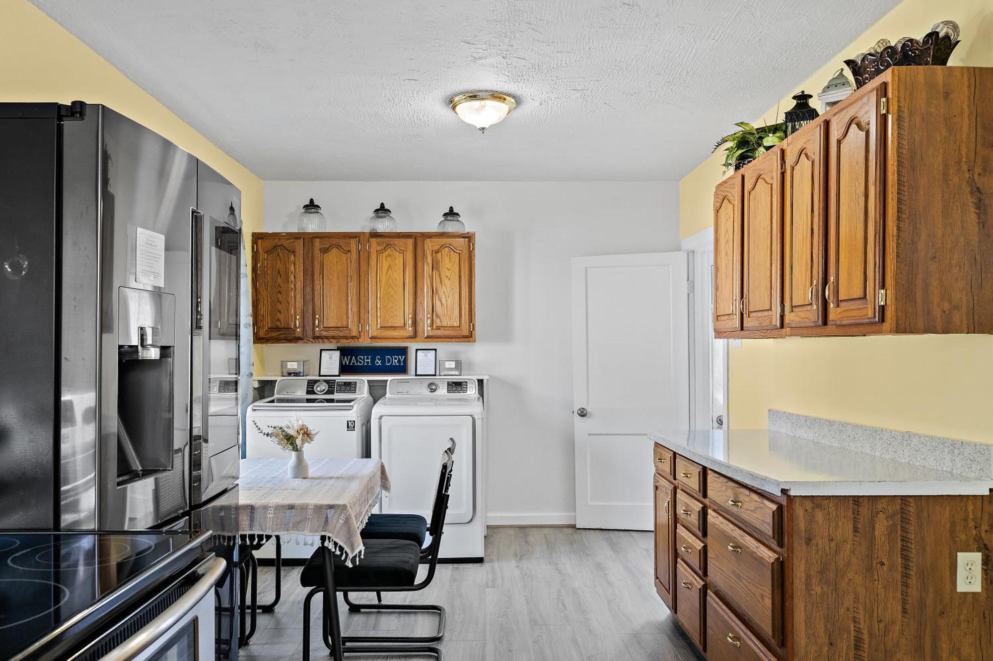 Unique Historic Bnb Madison Bagian luar foto